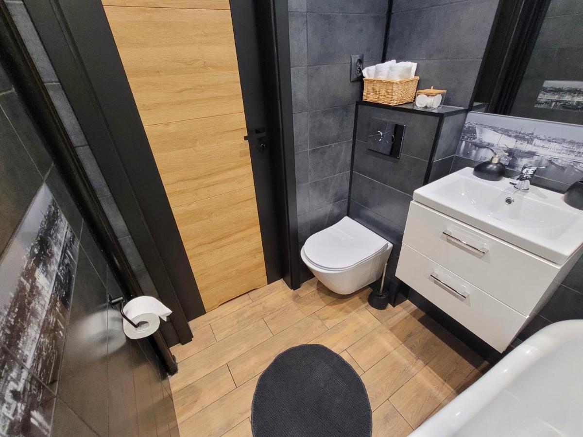 Apartament Na Matejki シフィノウイシチェ エクステリア 写真